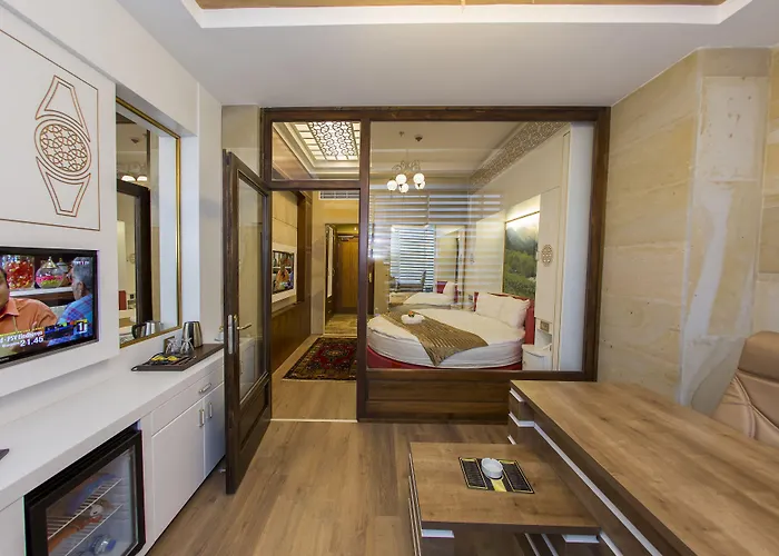 ホテル Gherdan Gold 4*